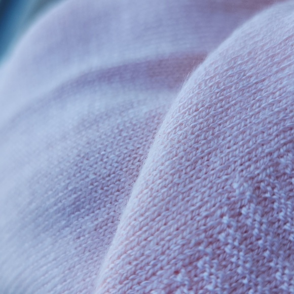 Lord and Taylor Pink Sweater Size M - Picture 5 of 5